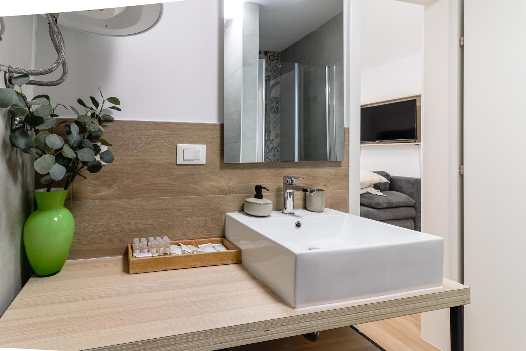Casanova Apartments - Viewpoint เวอร์ซาร์ ภายนอก รูปภาพ