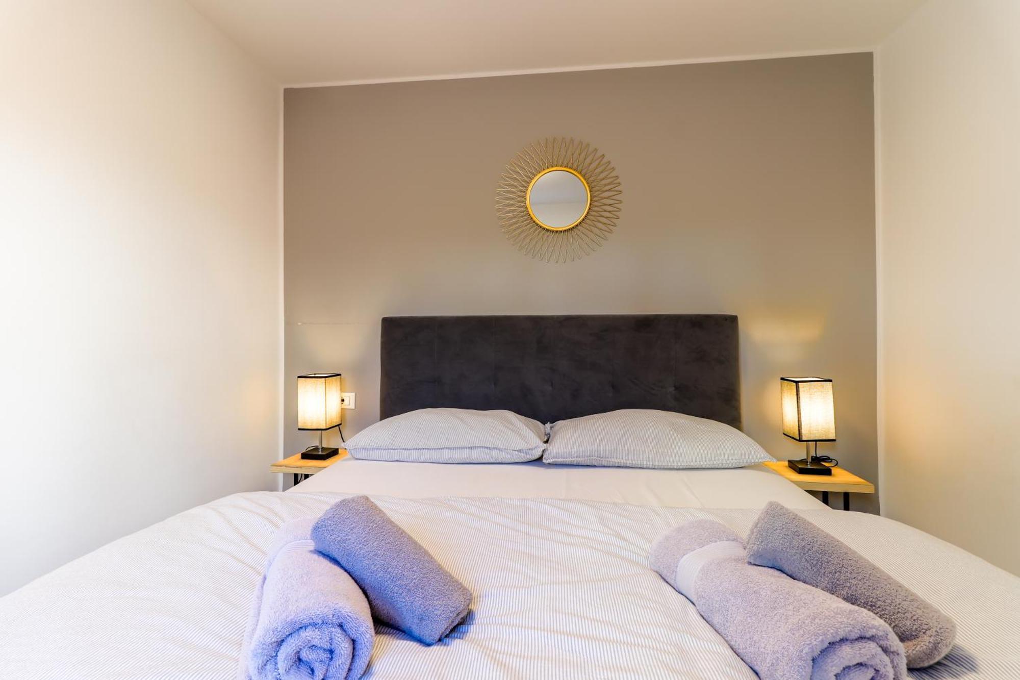 Casanova Apartments - Viewpoint เวอร์ซาร์ ภายนอก รูปภาพ