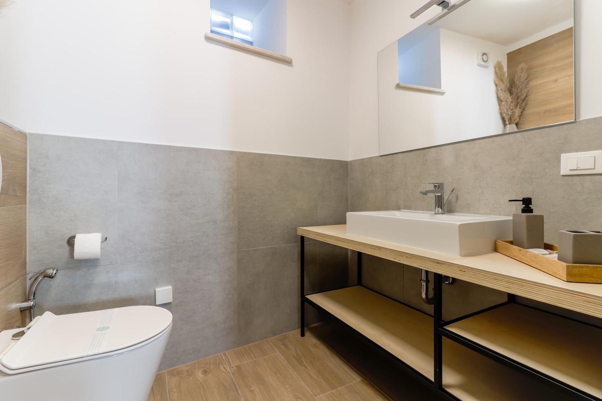 Casanova Apartments - Viewpoint เวอร์ซาร์ ภายนอก รูปภาพ