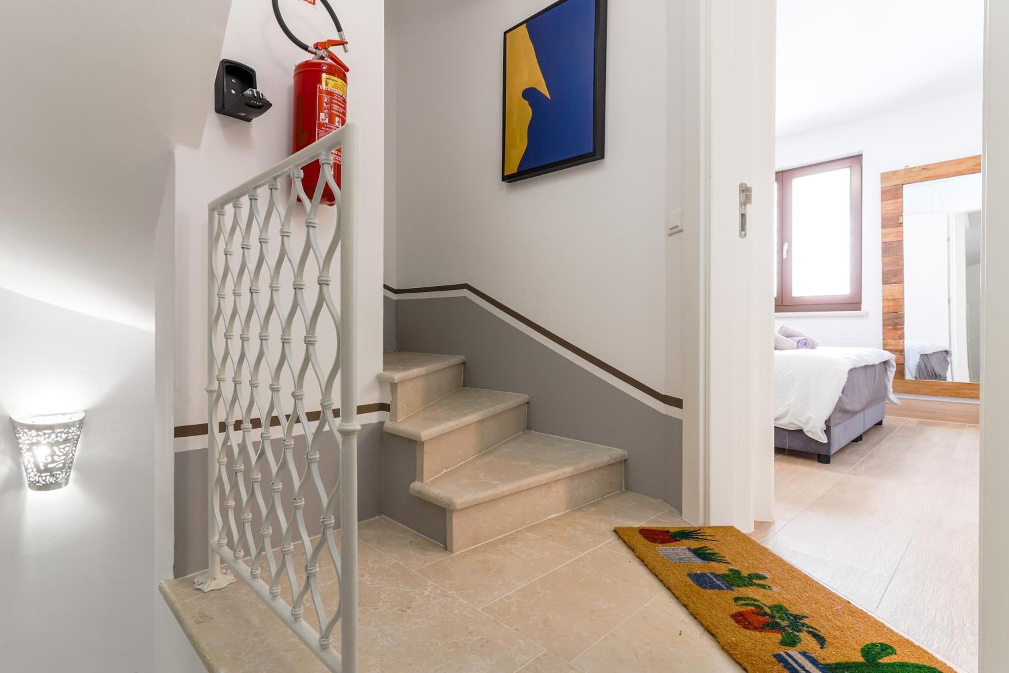 Casanova Apartments - Viewpoint เวอร์ซาร์ ภายนอก รูปภาพ